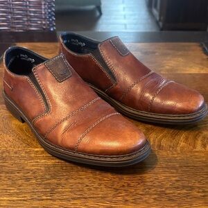 Rieker men’s leather shoes EUC size 43 EU so 9.5 US